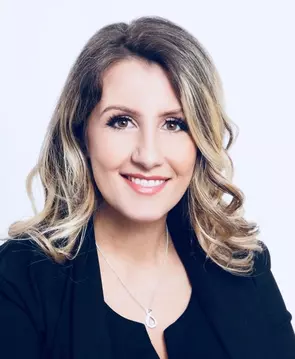 Leah Giannone, Etobicoke, Real Estate Agent